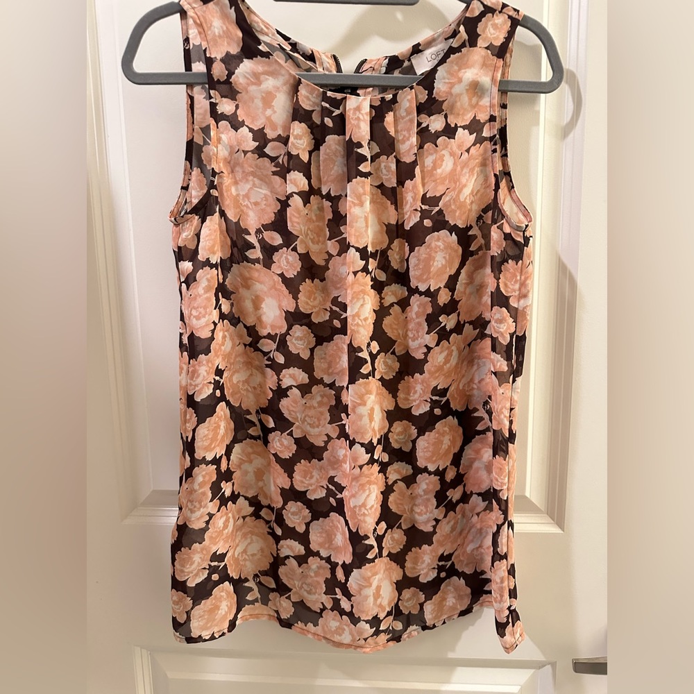 Floral sleeveless blouse